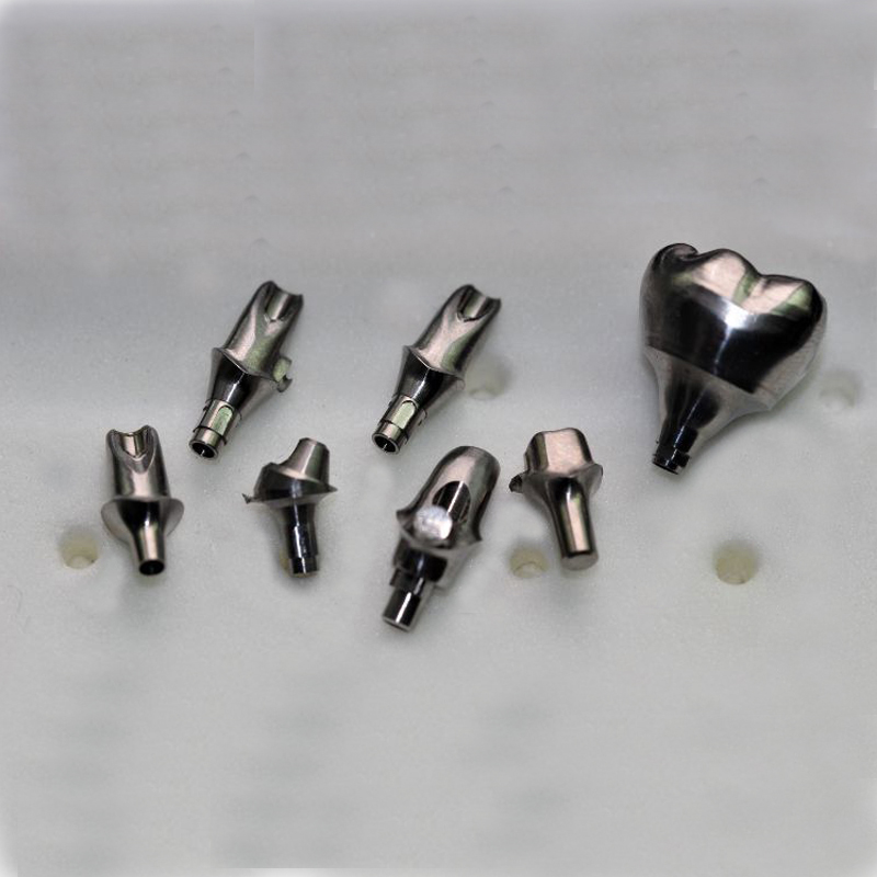 Characteres dentalis implantatorum